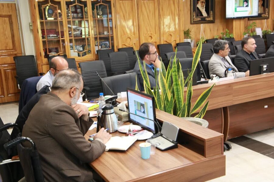 رونمایی از پنج دستگاه ون مناسبسازی همزمان با روز جهانی معلولین