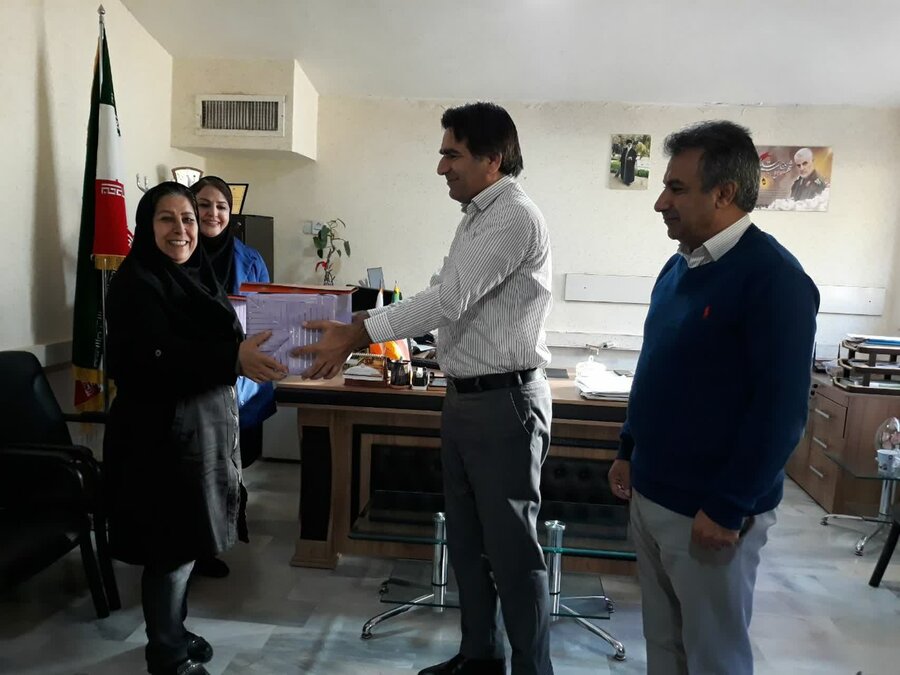 تجلیل از بانوان ورزشکار بهزیستی سنندج