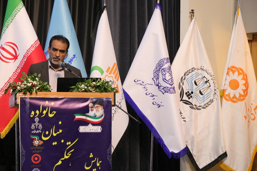 مولفههای بین فردی؛ مهمترین عامل گسستهای خانوادگی در استان کرمان مولفههای بین فردی؛ مهمترین عامل گسستهای خانوادگی در استان کرمان