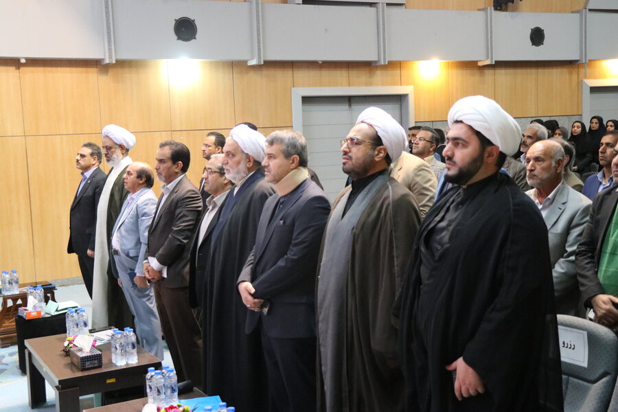 مولفههای بین فردی؛ مهمترین عامل گسستهای خانوادگی در استان کرمان مولفههای بین فردی؛ مهمترین عامل گسستهای خانوادگی در استان کرمان