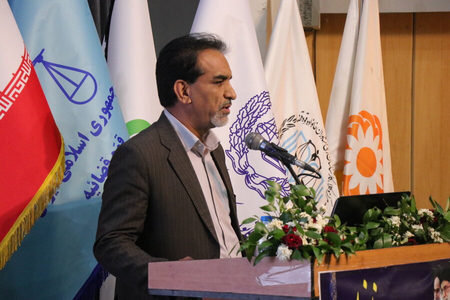 مولفههای بین فردی؛ مهمترین عامل گسستهای خانوادگی در استان کرمان مولفههای بین فردی؛ مهمترین عامل گسستهای خانوادگی در استان کرمان
