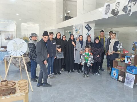 گزارش تصویری| نمایشگاه صنایع دستی توانخواهان توانبخشی شهرستان آذرشهر