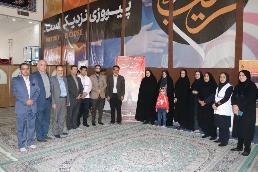 حضور مدیر کل و کارکنان بهزیستی استان کرمان درمیز ارتباطات نماز جمعه حضور مدیر کل و کارکنان بهزیستی استان کرمان درمیز ارتباطات نماز جمعه