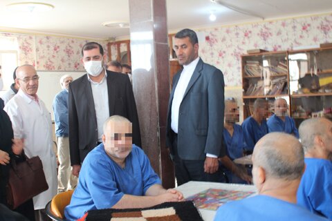 دادستان عمومی و انقلاب خوزستان از مرکز توانبخشی بیماران روانی بازدید کرد
