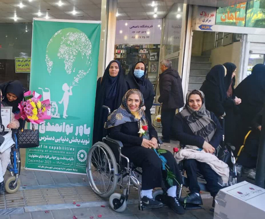 نظرآباد | نخستین تئاترخیابانی افراد دارای معلولیت نظرآبادی اجرا شد