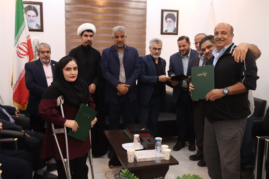 نشست صمیمانه فرماندار بوشهر با مدیران عامل انجمن های معلولین