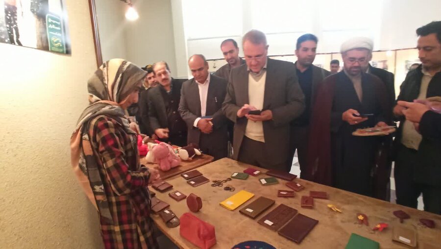 برگزاری مراسم گرامیداشت روز جهانی معلولین در کامیاران