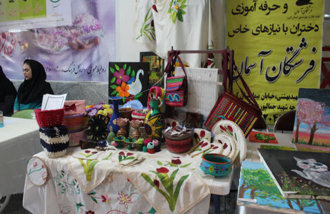 نمایشگاه دستاوردهای افراد دارای معلولیت استان البرز برپاشد