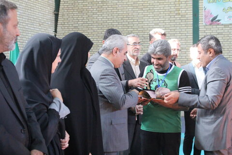 گزارش تصویری | جشنواره ورزشی و بازی های بومی و محلی بلندهمتان استان البرز در ساوجبلاغ برگزار شد