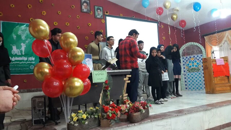 بیجار/ برگزاری مراسم روز جهانی معلولین در آموزشگاه استثنایی سپیده