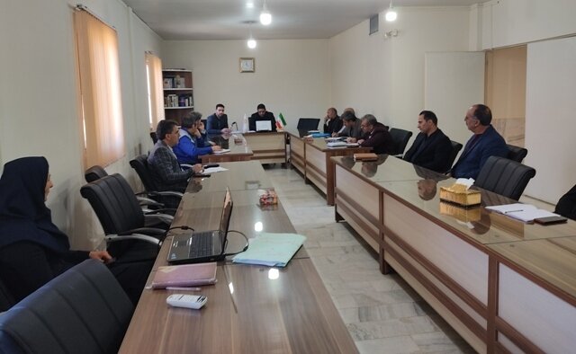 خوانسار| مناسبسازی فضاهای شهری نیاز مهم سالمندان