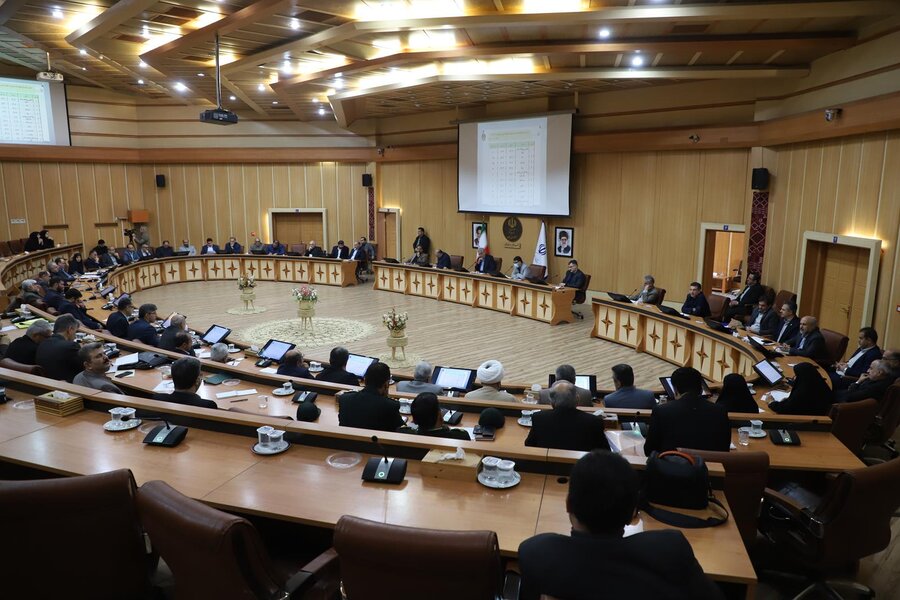 برگزاری چهارمین جلسه کارگروه امور اقتصادی ، اشتغال و سرمایه گذاری استان گیلان 