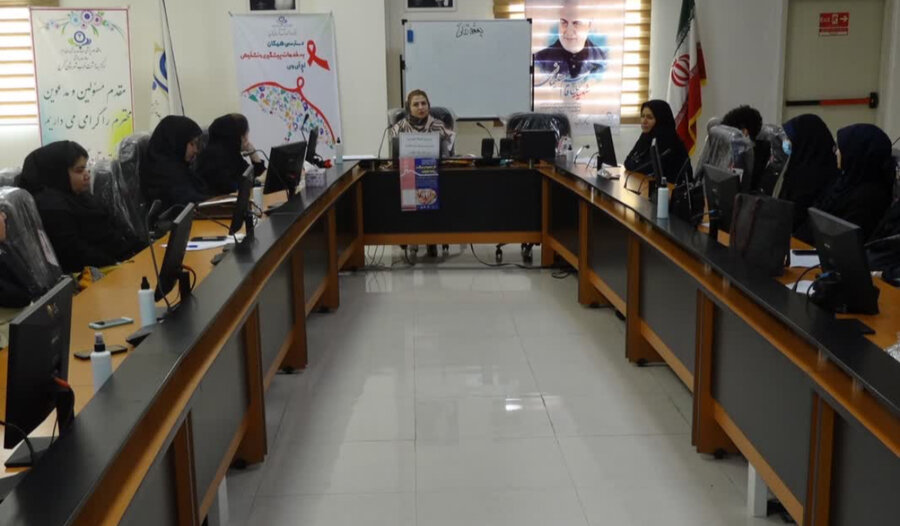 کارگاه آموزشی بهبود و مراقبت از روابط خانواده در پنج سال نخست زندگی مشترک برگزار شد