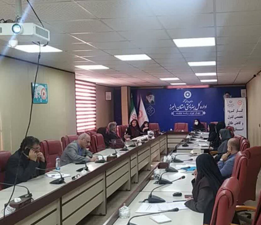 کارگاه آموزشی بهبود و مراقبت از روابط خانواده در پنج سال نخست زندگی مشترک برگزار شد