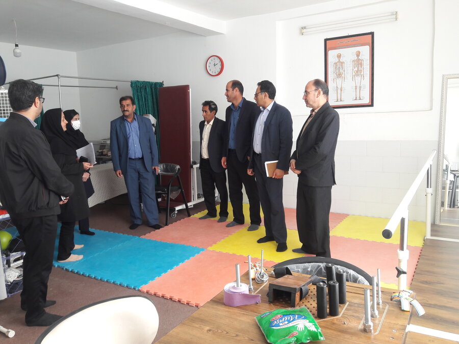 بازدید روسای ادارات شهربابک از مراکز بهزیستی بازدید روسای ادارات شهربابک از مراکز بهزیستی