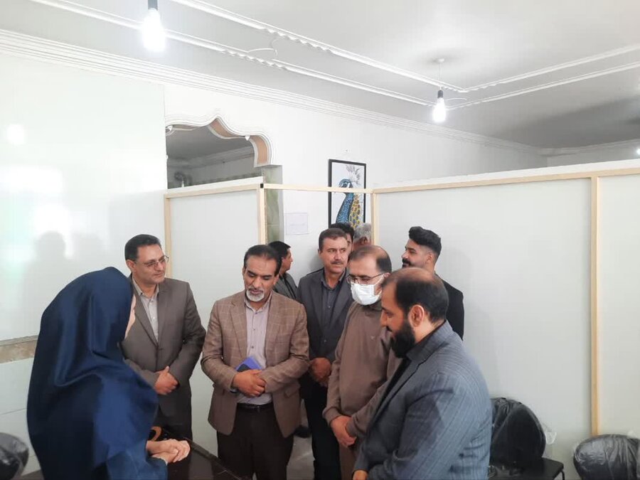 نخستین مرکز روزانه توانبخشی و حرفهآموزی معلولان پسرانه بالای ۱۴ سال  زرند افتتاح شد. نخستین مرکز روزانه توانبخشی و حرفهآموزی معلولان پسرانه بالای ۱۴ سال  زرند افتتاح شد.