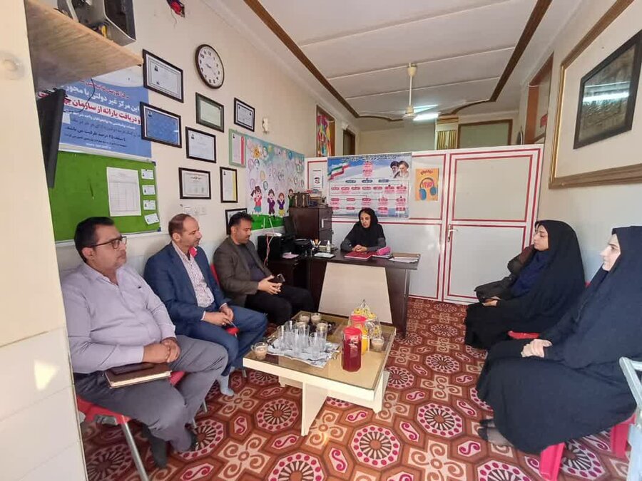 تنگستان| معاون سیاسی  امنیتی  فرمانداری  تنگستان از مرکز آموزش روزانه معلولین بازدید کرد