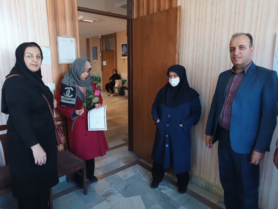 شهرستان همدان |تقدیر از کارکنان دارای معلولیت شهرستان همدان