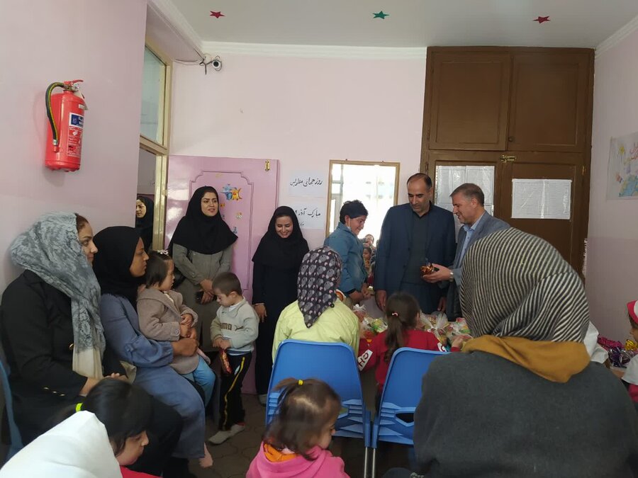 اسدآباد|برگزاری جشن به مناسبت هفته معلولین در مرکز توانبخشی ابن سینا