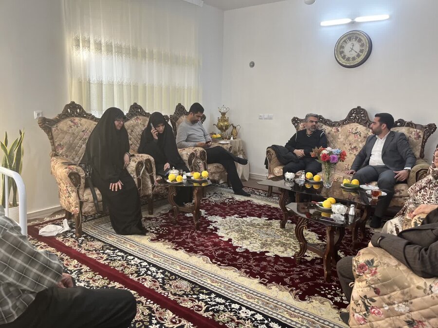 پیشوا | دیدار فرماندار با خانواده دارای سه فرزند معلول