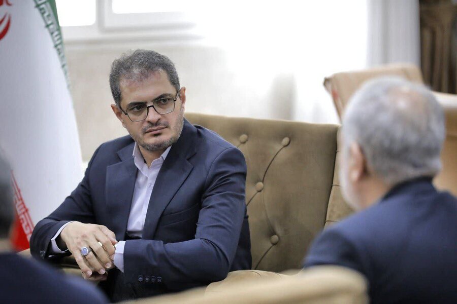 دیدار رئیس فدارسیون ورزشهای نابینایان و کم بینایان کشور با استاندار کردستان