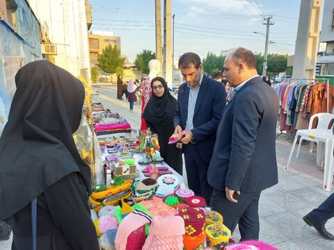 گزارش تصویری | بازدید سرپرست بهزیستی بوشهر از نمایشگاه صنایع دستی توانمندیهای معلولین شهرستان های گناوه و بوشهر