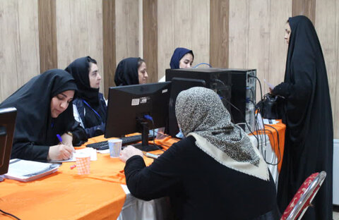 گزارش تصویری| میز ارتباطات مردمی بهزیستی در سوّمین روز پاسخگوی مردم شریف استان البرز به مناسبت سفر ریاست جمهوری بود
