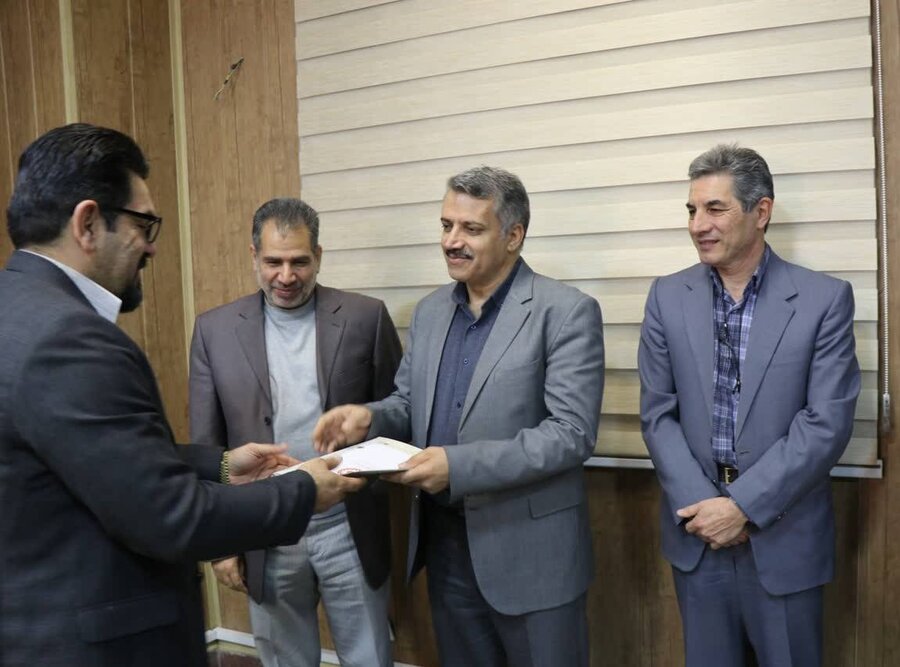 کارکنان دارای معلولیت بهزیستی آذربایجان غربی تجلیل شدند