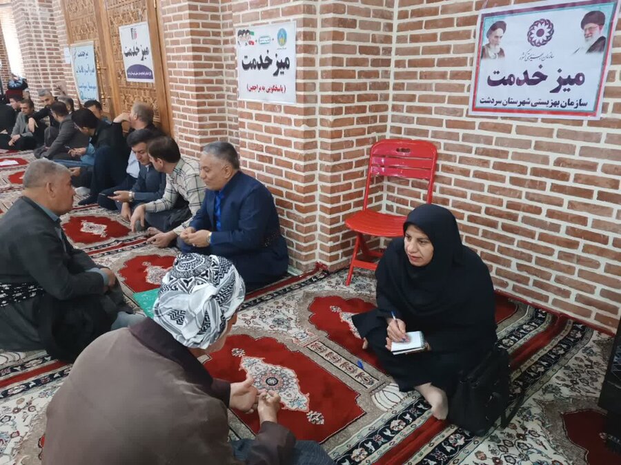 برگزاری میز خدمت در شهرستان سردشت