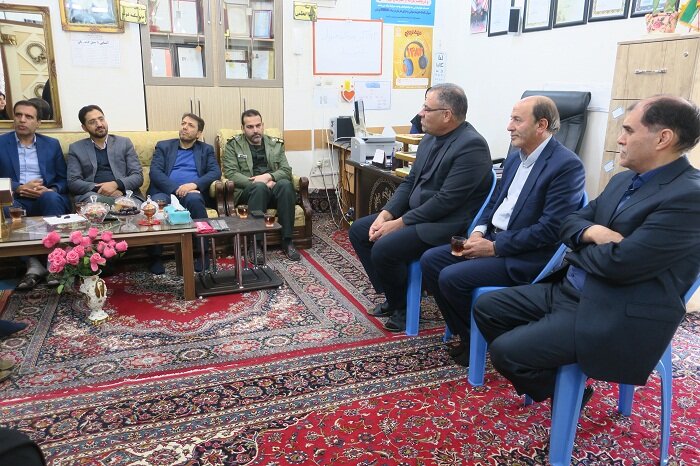 گلپایگان| بازدید مسئولین شهرستان از مرکز توانبخشی سحر