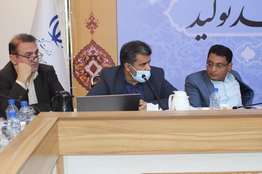 نشست صمیمانه استاندار خوزستان با توان یابان نخبه و موفق