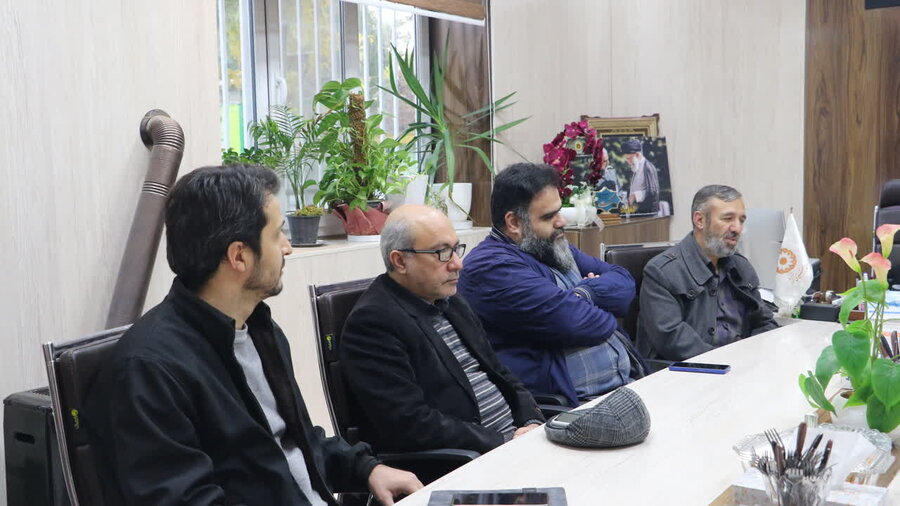 جلسه هم اندیشی و تبادل نظر با مدیرکل فرهنگ و ارشاد اسلامی استان