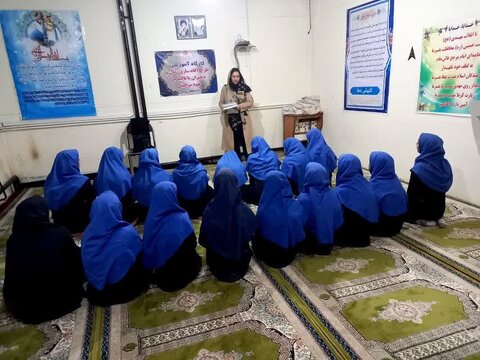 برگزاری جلسات خودمراقبتی ویژه زنان ودانش آموزان دختر شهرستان چالدران