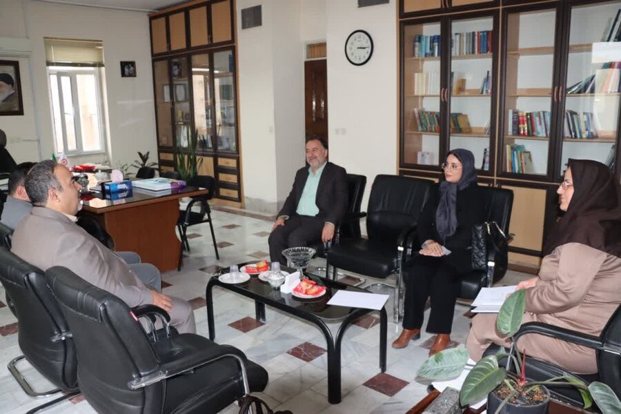 دیدار مدیر کل بهزیستی استان با مدیران مرکز وکلای دادگستری