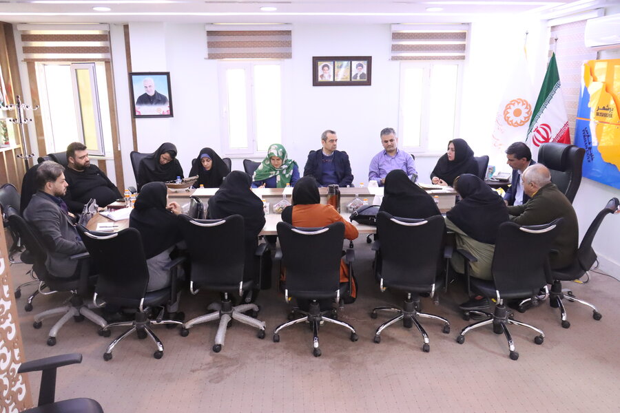 نشست تیم نظارت CCM ناظر بر اجرای پروژه گلو بال فاند کشور با سرپرست بهزیستی استان بوشهر