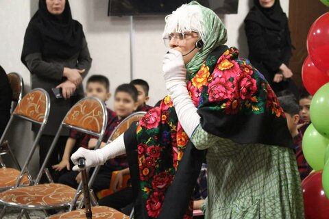 گزارش تصویری |حضور مدیرکل بهزیستی البرز همزمان با شب یلدا در جمع کودکان بی سرپرست و بدسرپرست