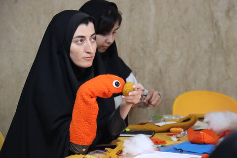 گزارش تصویری| برگزاری کارگاه آموزشی کارکرد نمایش عروسکی در توانبخشی در بهزیستی استان بوشهر