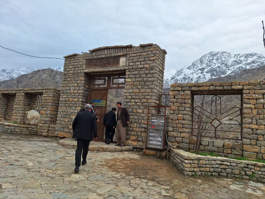سروآباد/حضور پرشور استاندار و مدیرکل بهزیستی استان کردستان در منطقه اورامانات 