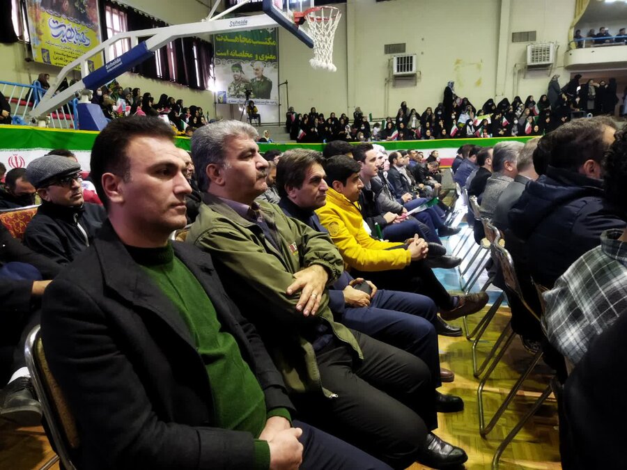 شرکت کارکنان اداره کل بهزیستی استان کردستان و شهرستان سنندج در مراسم گرامیداشت ۹ دی