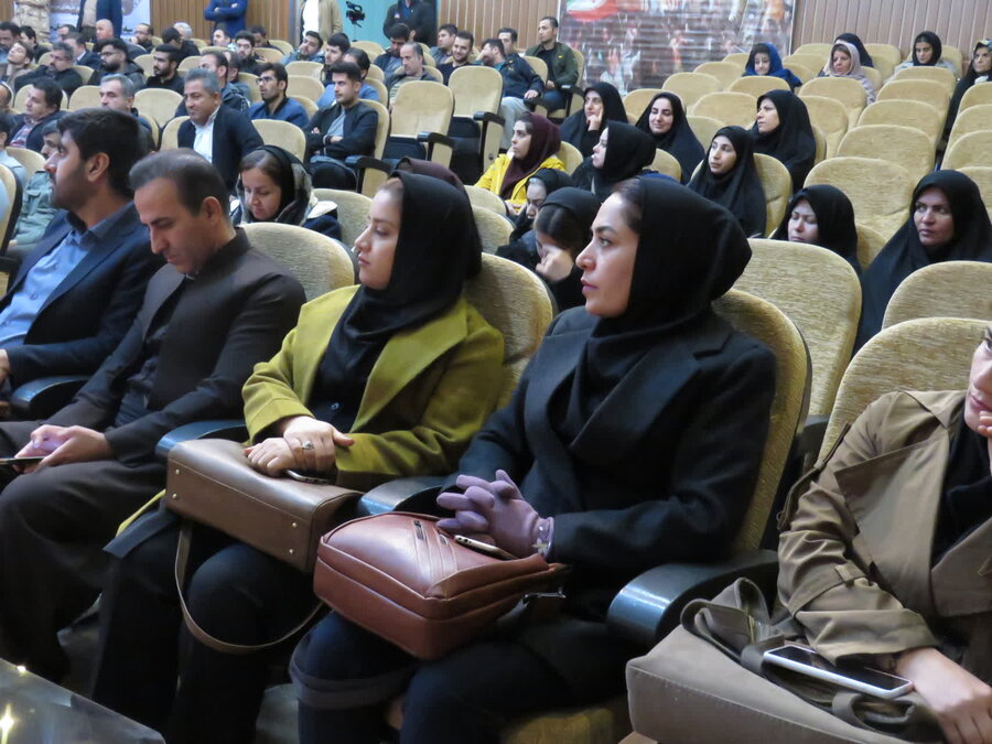 حضور رئیس و کارکنان بهزیستی شهرستان های استان در مراسم حماسه ۹ دی 