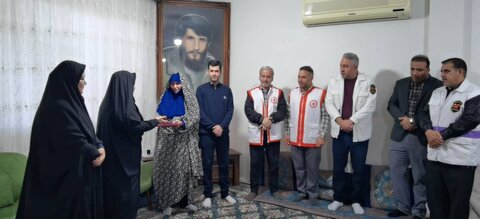 نکا| سرپرست اداره بهزیستی شهرستان نکا با همسر سردار شهید محمد رحیم بردبار دیدار کرد