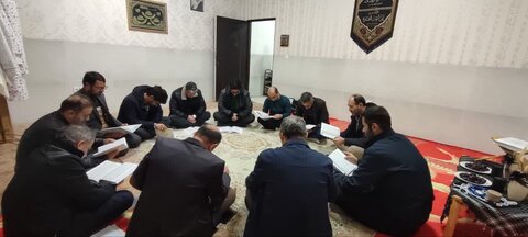 محفل انس با قرآن کریم در اداره بهزیستی شهرستان شاهین دژ