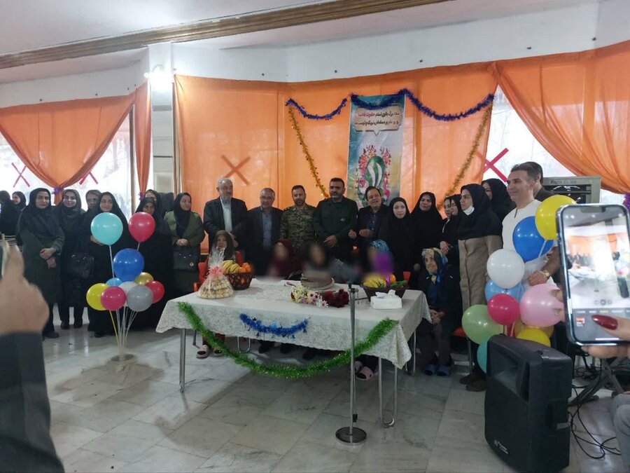 برپایی جشن با شکوه ولادت حضرت زهرا (س) و گرامیداشت مقام مادر در مرکز سالمندان آریا ساوجبلاغ