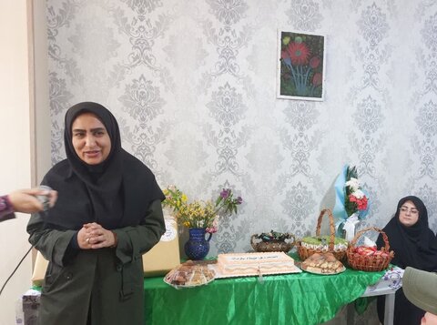 جشن روز مادر درمرکز حرفه آموزی دخترانه کیمیا برگزار شد
