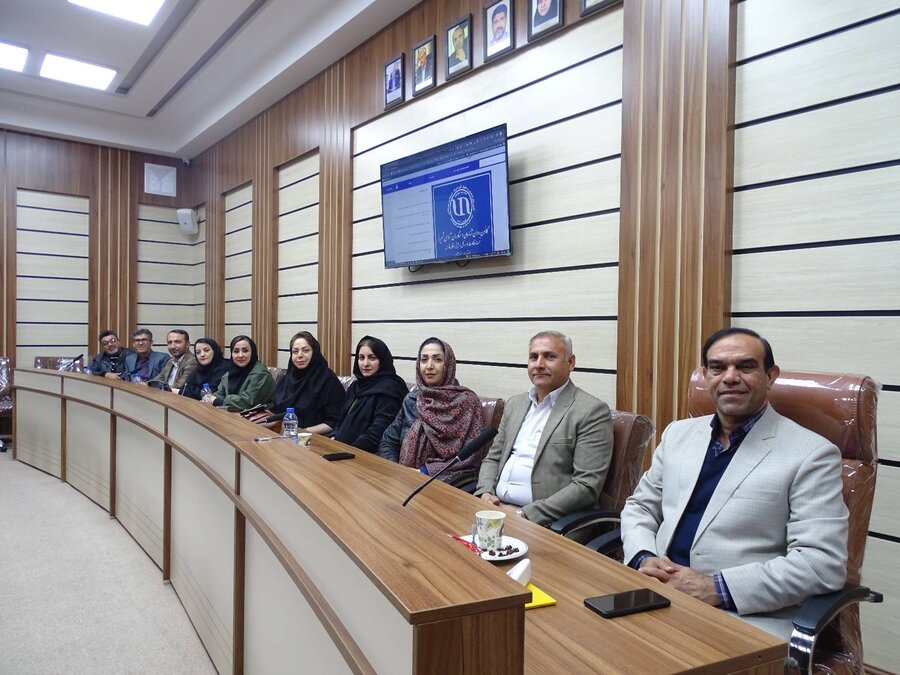 جلسه فوق العاده مجمع عمومی کانون روانشناسان ومشاوران آوای شیراز(موسسه غیر انتفاعی و غیر تجاری)با حضور مدیرکل بهزیستی فارس