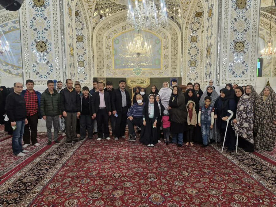 حضور توانخواهان استان کردستان در اردوی خانوادگی به مشهد مقدس