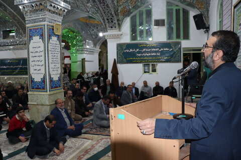 نشست صمیمی مردم و مسئولین با محوریت جهاد تبیین