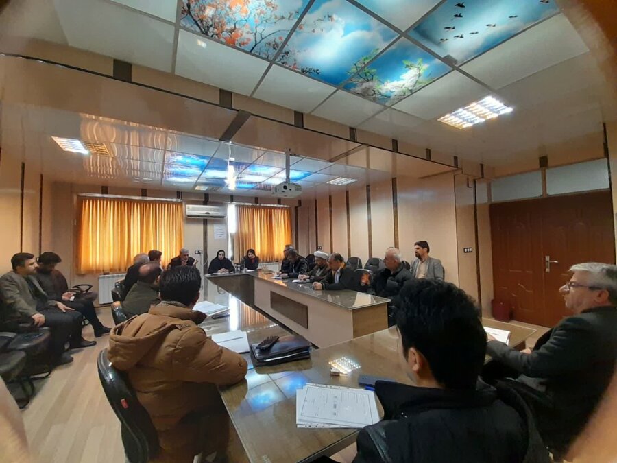 کامیاران/ برگزاری کمیته تخصصی توسعه مشارکت های مردمی و سازمانهای مردم نهاد