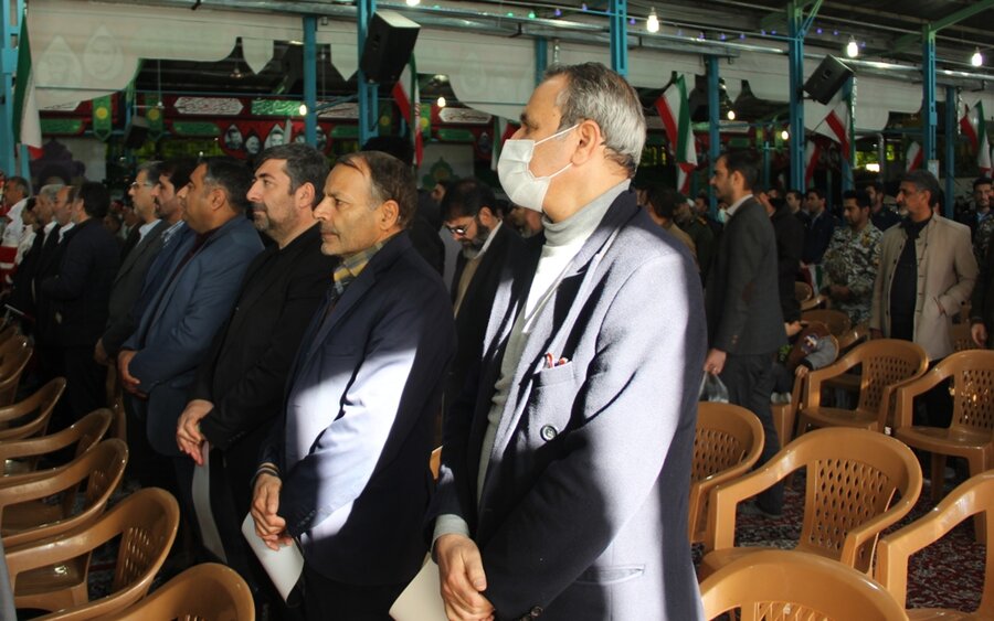 حضور مدیر کل و کارکنان بهزیستی استان اصفهان در گلستان شهدا