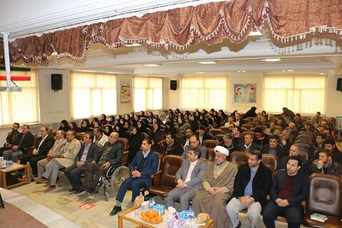 گزارش تصویری جشن انقلاب و تقدیر از ایثارگران اداره کل بهزیستی استان